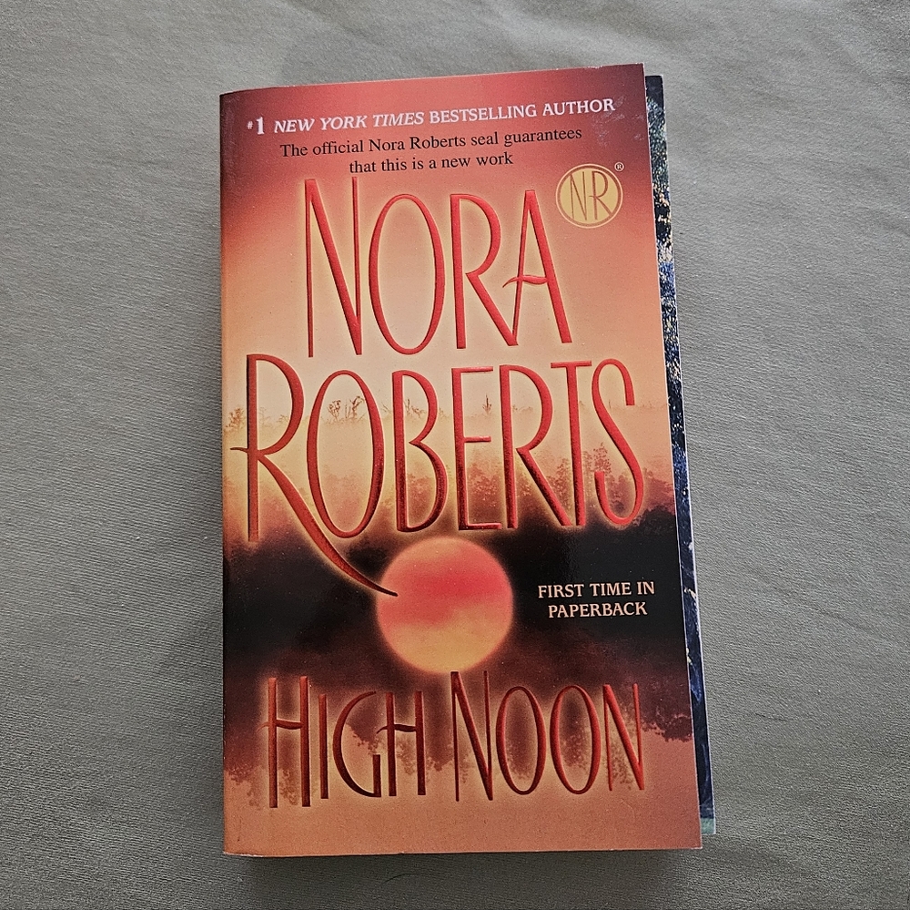 4/$20 High Noon by Nora‎ Roberts - Small Paperback